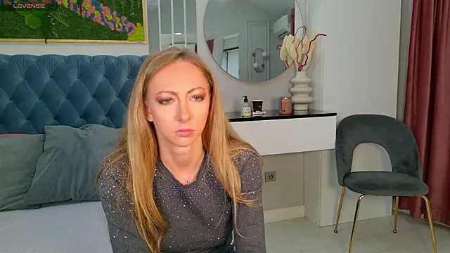 SiennaPierce online show from March 2026 05:13:01 AM