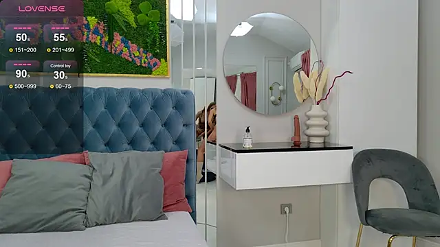 SiennaPierce online show from November 2025 05:44:02 AM