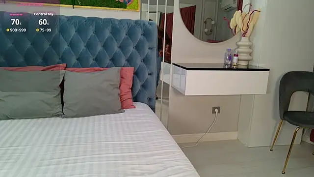 SiennaPierce online show from May 2026 11:27:01 AM