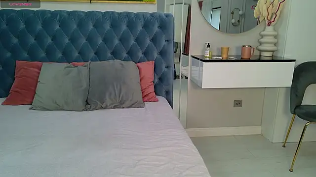 SiennaPierce online show from March 2026 05:23:02 AM