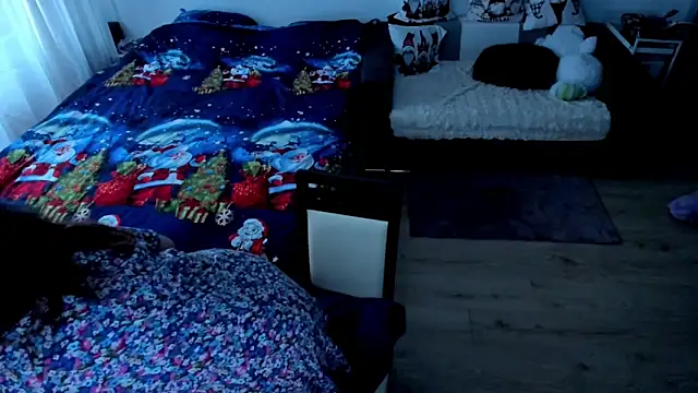 Squirt Kimm online show from December 2025 01:43:02 PM