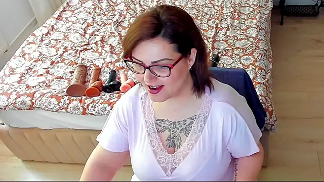 Squirt Kimm online show from April 2026 11:14:01 AM
