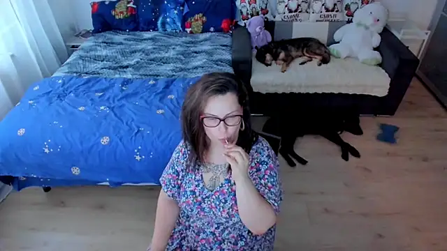 Squirt Kimm online show from November 2025 12:17:01 PM