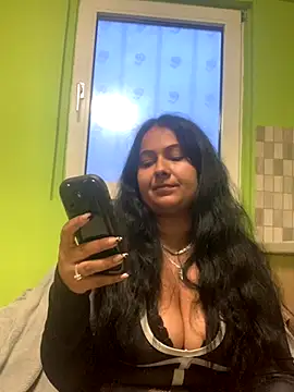 Melissa10 online show from November 2025 03:12:02 PM