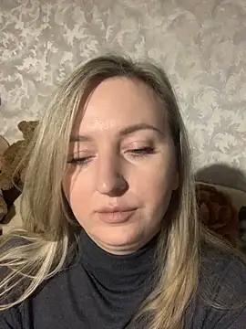 hotsteacher online show from December 2025 02:03:02 AM