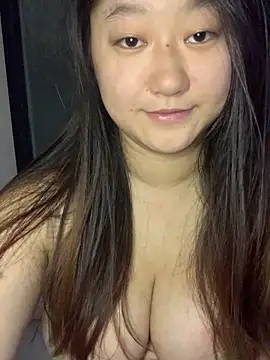 Snapshot of xialuo25 chatting on September 2025 06:12:02 PM xialuo25 online show from September 2025 06:12:02 PM