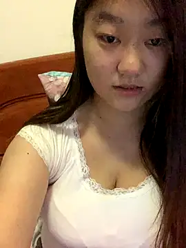 xialuo25 online show from November 2025 12:37:02 AM