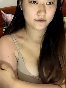 xialuo25 online show from November 2025 04:05:02 AM