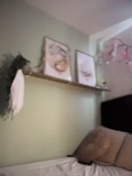 im-isabella online show from October 2025 09:05:02 PM