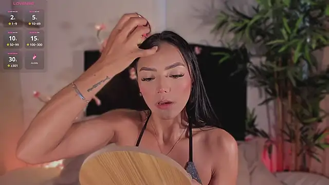 im-isabella online show from February 2026 11:00:02 PM