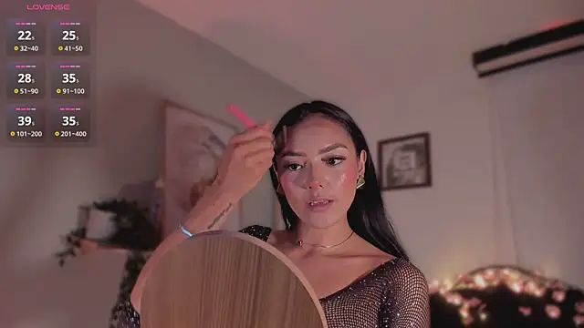 im-isabella online show from April 2026 11:17:02 PM