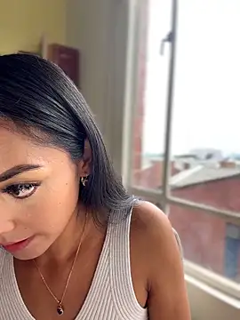 im-isabella online show from March 2026 07:12:02 PM