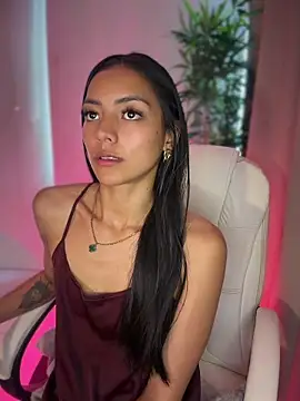 Snapshot of im-isabella chatting on July 2026 12:06:01 PM im-isabella online show from July 2026 12:06:01 PM