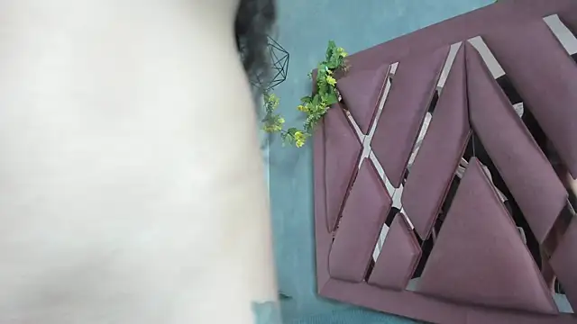 viollettaa  online show from March 2026 06:31:02 PM