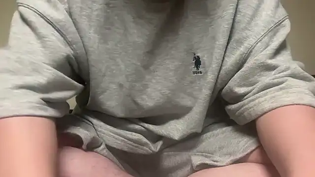 Yuta20002 online show from November 2025 05:08:02 PM