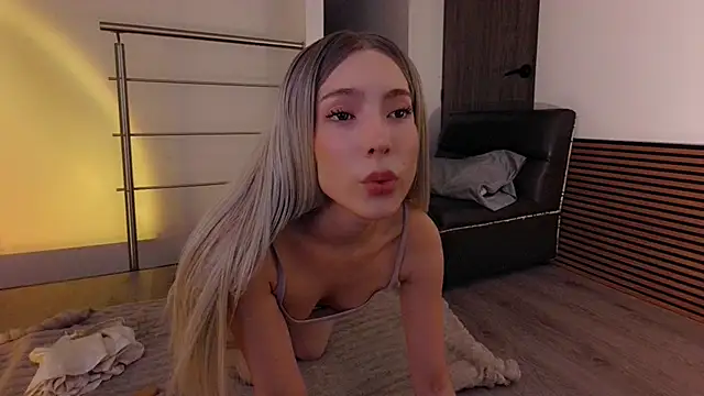 Lili Cherry online show from November 2025 11:03:02 PM