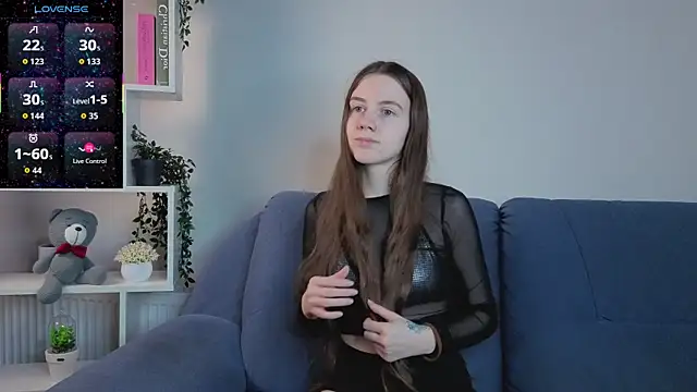 LucettaAdy online show from April 2026 07:18:01 PM