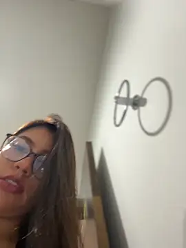 sara calderon online show from May 2026 11:29:02 AM