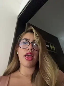 sara calderon online show from November 2025 01:25:02 PM