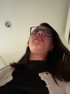 sara calderon online show from May 2026 11:27:01 AM