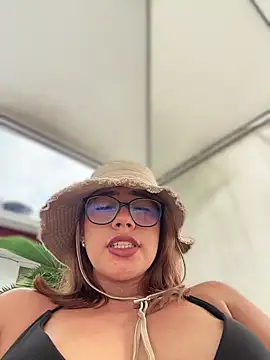 sara calderon online show from January 2026 01:39:01 PM