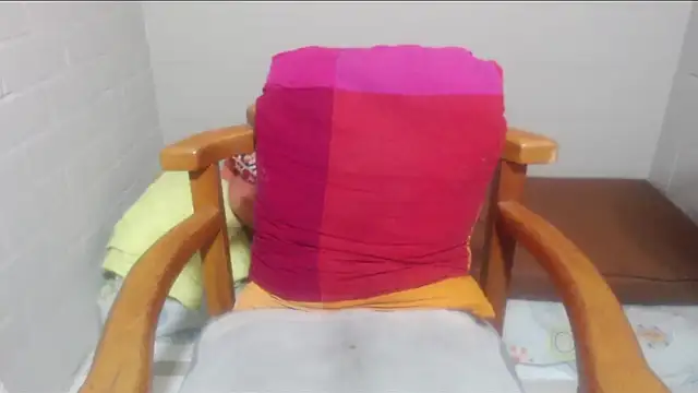 rose-crystal online show from March 2026 11:45:02 PM