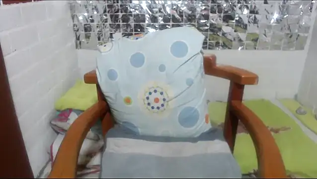 rose-crystal online show from January 2026 10:58:01 PM