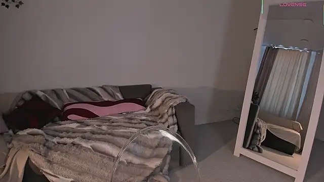 Ash Hasmy online show from April 2026 05:19:02 AM