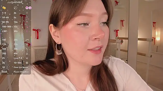 Ash Hasmy online show from December 2025 12:29:02 PM