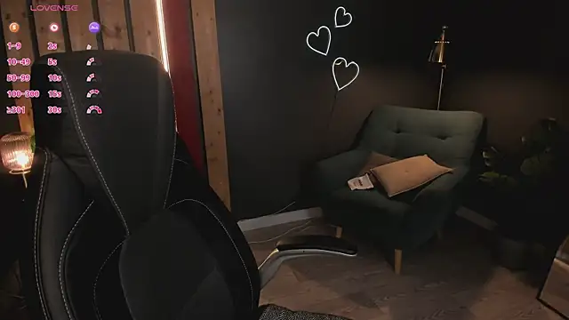 Ash Hasmy online show from October 2025 12:16:02 PM