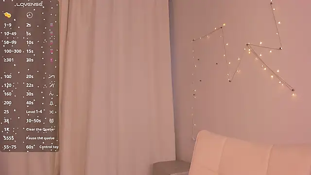 Ash Hasmy online show from November 2025 12:21:02 PM