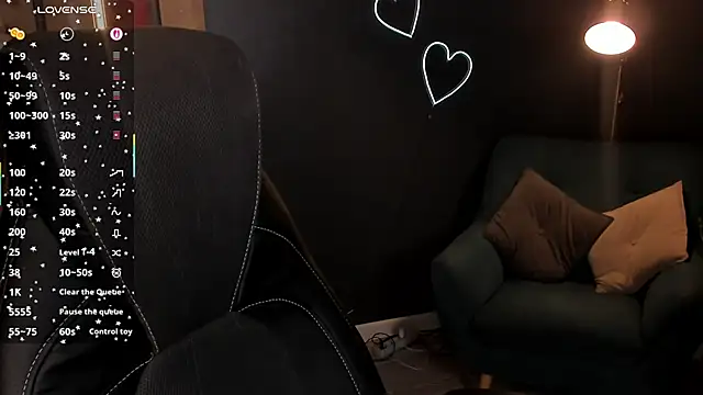 Ash Hasmy online show from November 2025 12:15:02 PM