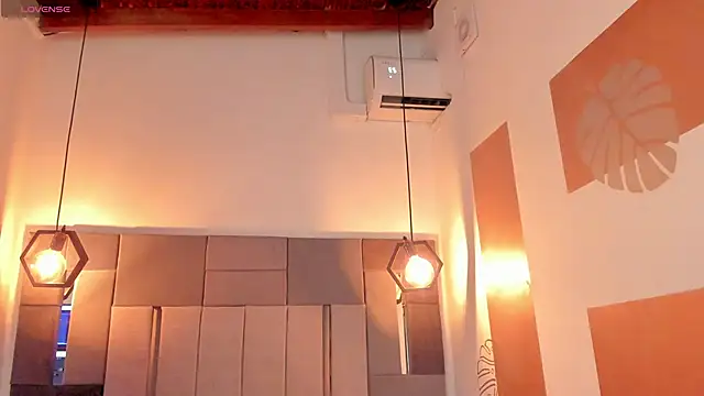 FreyrStone online show from March 2026 09:42:02 PM