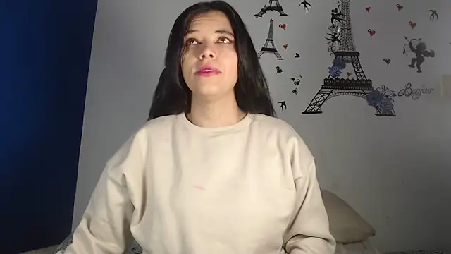 Snapshot of IVONNE_SEX chatting on October 2025 09:15:01 PM IVONNE SEX online show from October 2025 09:15:01 PM