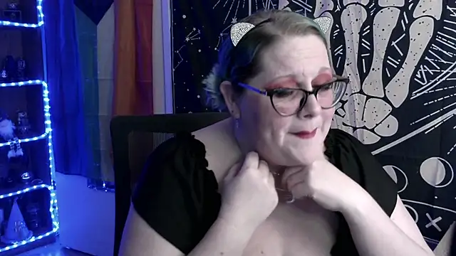 Kinky Witch online show from January 2026 02:18:02 AM