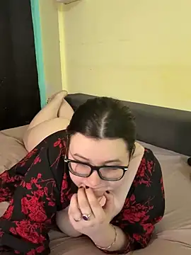 HaleyAyush online show from February 2026 04:42:02 PM