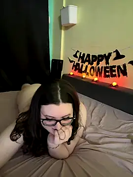 HaleyAyush online show from October 2025 05:12:02 PM