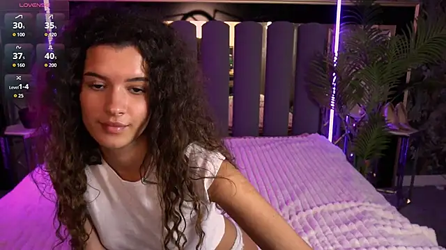 SherryLuLu online show from November 2025 02:16:01 PM