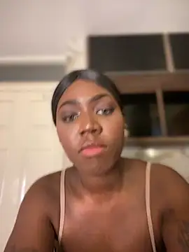 Snapshot of Alexia_24 chatting on October 2025 12:44:02 AM Alexia 24 online show from October 2025 12:44:02 AM