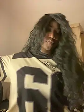 Alexia 24 online show from April 2026 12:18:02 AM