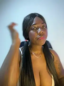 Snapshot of Alexia_24 chatting on November 2025 03:17:02 AM Alexia 24 online show from November 2025 03:17:02 AM