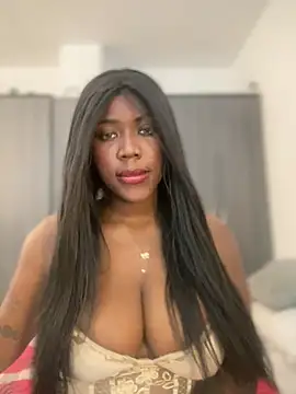 Alexia 24 online show from February 2026 08:28:02 PM