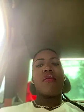 Alexia 24 online show from January 2026 08:49:01 PM