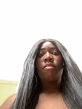 Snapshot of Alexia_24 chatting on November 2025 04:00:01 PM Alexia 24 online show from November 2025 04:00:01 PM