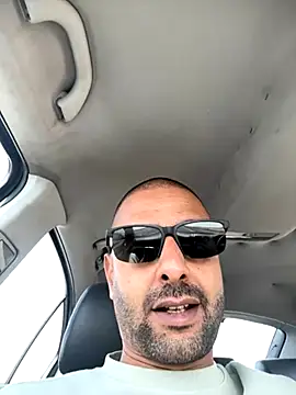 anaahmed30 online show from October 2025 08:16:02 AM