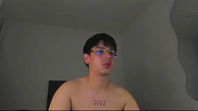 Snapshot of Maximo_Miller chatting on October 2025 07:20:02 AM Maximo Miller online show from October 2025 07:20:02 AM