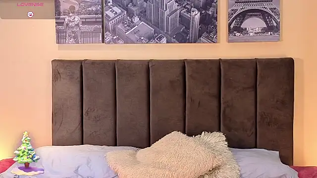 Snapshot of Hailey-Fox chatting on January 2026 01:40:02 PM Hailey-Fox online show from January 2026 01:40:02 PM