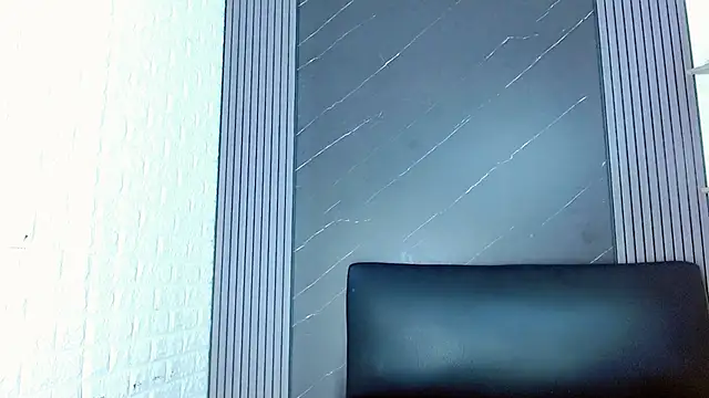 Raven Doll19 online show from April 2026 04:47:02 PM