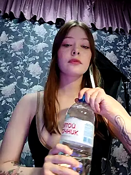 Dari Toy  online show from September 2025 01:38:02 AM