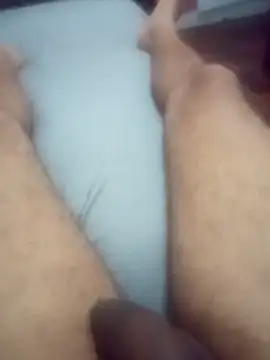 GuilhermeYuree online show from February 2026 07:50:01 AM